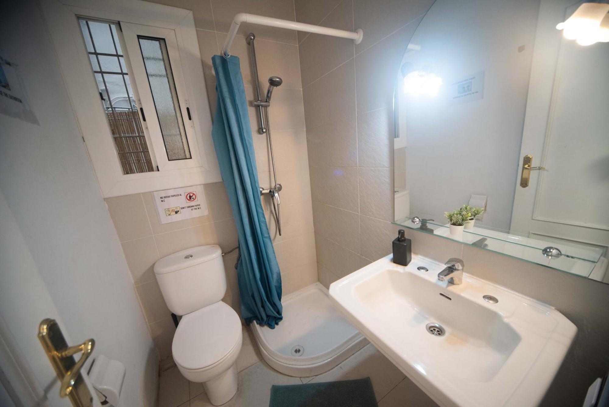 Eixample Private Rooms Барселона Екстер'єр фото